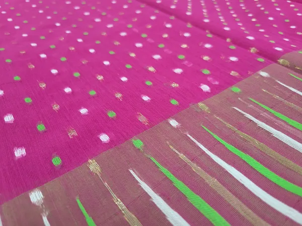 Sindhuja_Fashion_House_Woven,_Printed_Tant_Pure_Cotton_Saree_(Multicolor)