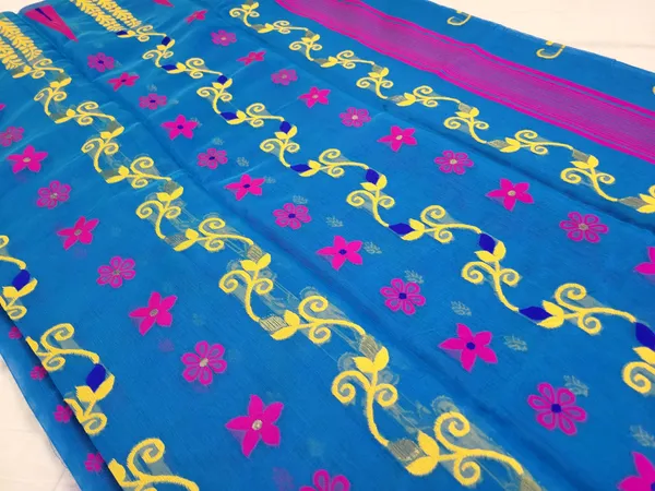 Sindhuja_Fashion_House_Floral_Print,_Woven_Daily_Wear_Pure_Cotton,_Cotton_Blend_Saree_(Blue)