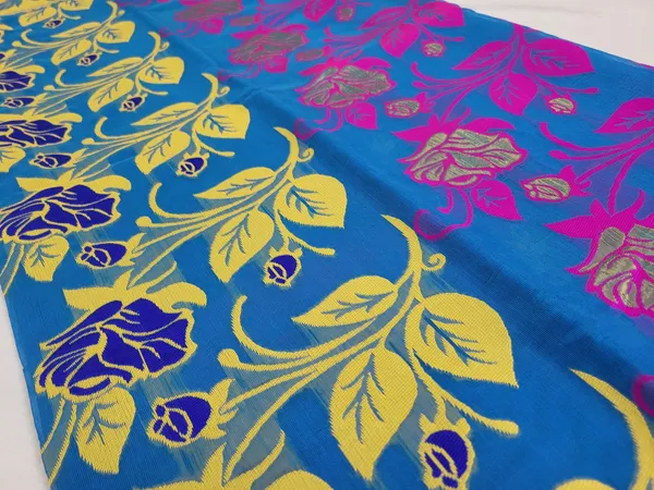 Sindhuja_Fashion_House_Floral_Print,_Woven_Daily_Wear_Pure_Cotton,_Cotton_Blend_Saree_(Blue)