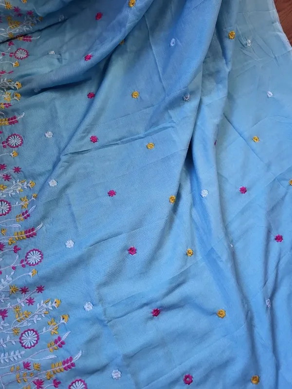 Sindhuja_Fashion_House_Embroidered_Daily_Wear_Khadi,_Pure_Cotton_Saree_(Light_Blue)