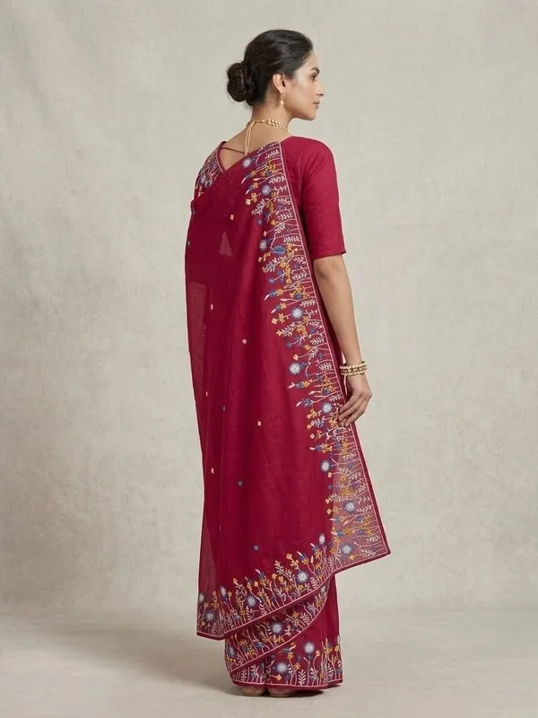 Sindhuja_Fashion_House_Embroidered,_Floral_Print,_Printed_Daily_Wear_Khadi,_Pure_Cotton_Saree_(Red)