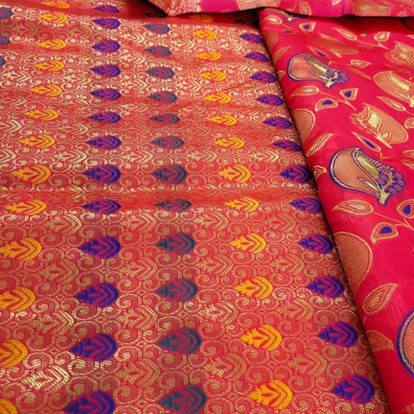 Sindhuja_Fashion_House_Woven_Banarasi_Silk_Blend_Saree_(Red)