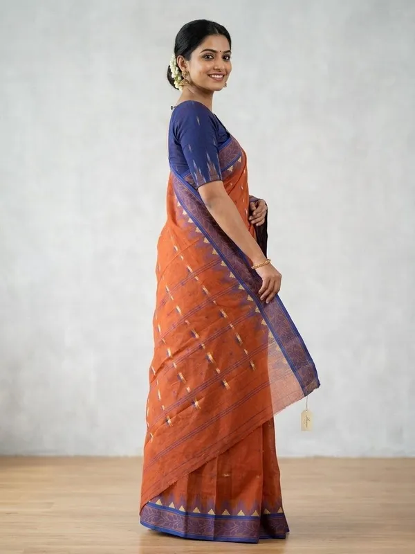 Sindhuja_Fashion_House_Woven_Tant_Pure_Cotton_Saree_(Orange)