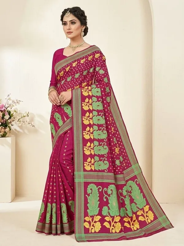 Sindhuja_Fashion_House_Self_Design,_Woven_Jamdani_Pure_Cotton_Saree_(Red)