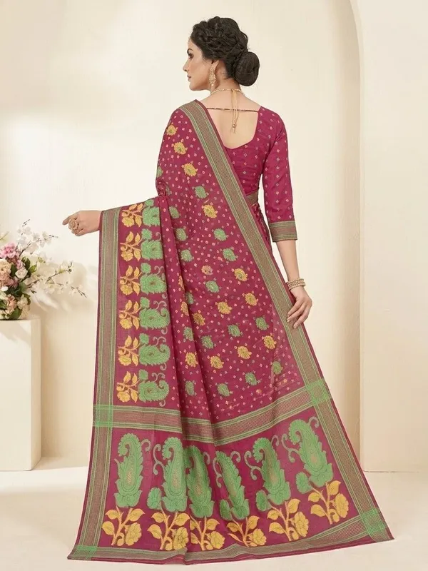 Sindhuja_Fashion_House_Self_Design,_Woven_Jamdani_Pure_Cotton_Saree_(Red)