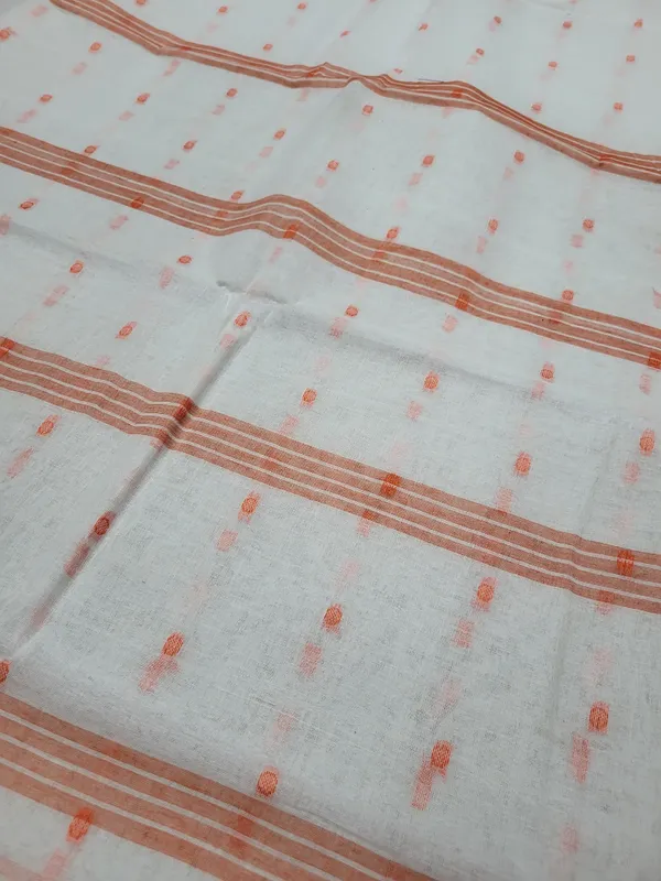 Sindhuja_Fashion_House_Temple_Border_Tant_Pure_Cotton_Saree_(Orange,_White)