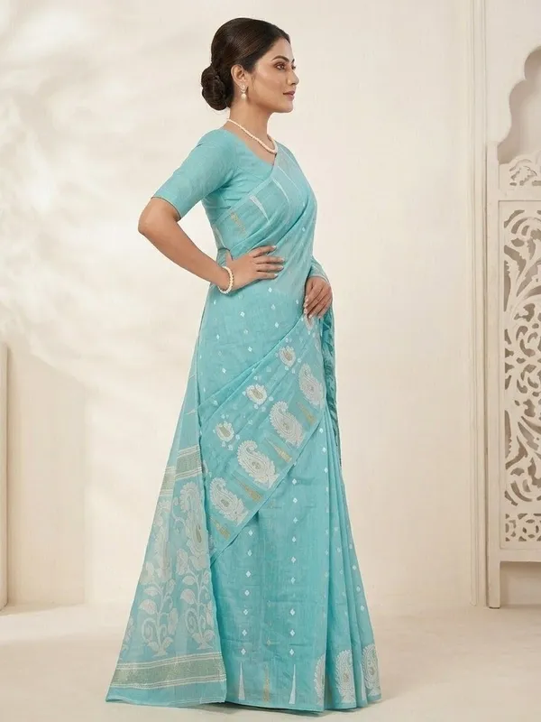 Sindhuja_Fashion_House_Woven,_Paisley,_Floral_Print_Jamdani_Cotton_Blend_Saree_(Light_Blue)