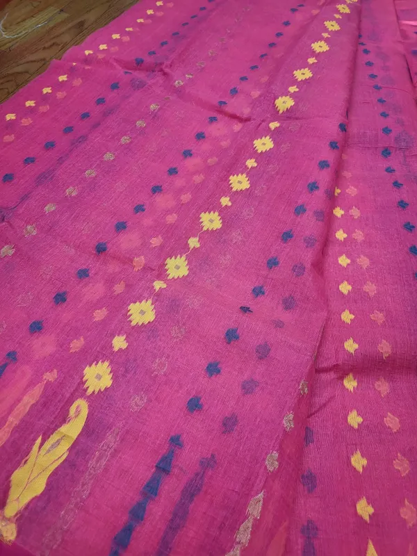 Sindhuja_Fashion_House_Woven_Jamdani_Cotton_Blend_Saree_(Pink)