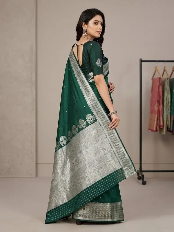 Sindhuja_Fashion_House_Woven_Banarasi_Pure_Silk,_Silk_Blend_Saree_(Dark_Green,_Silver)