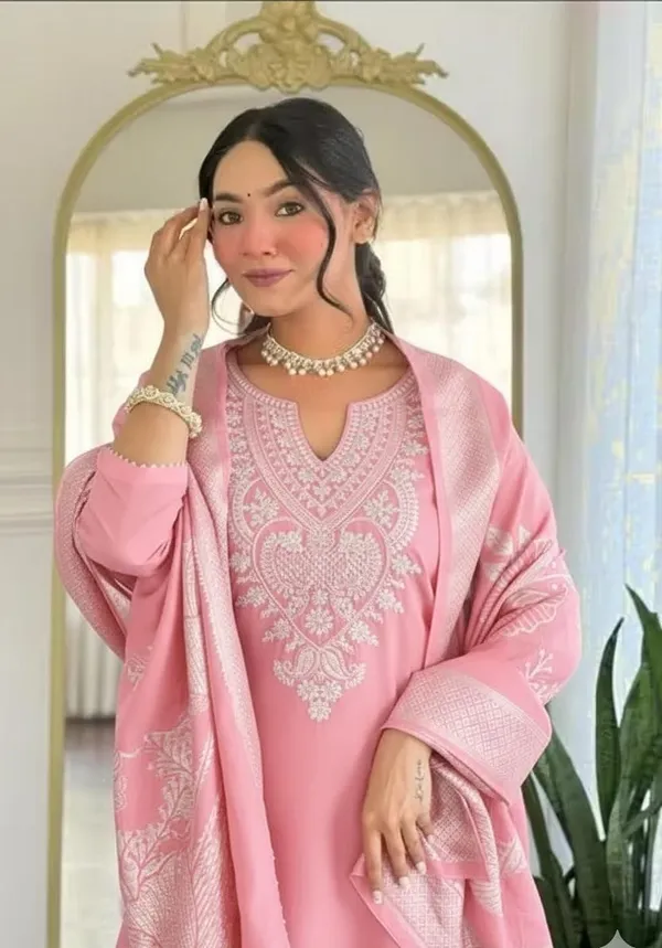 Pink_Rayon_Slub_Embroidered_Kurta_Set_For_Women
