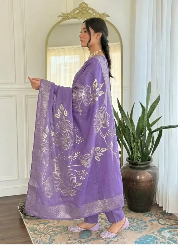 Purple_Rayon_Slub_Straight_Floral_Print_Kurta_Set_For_Women
