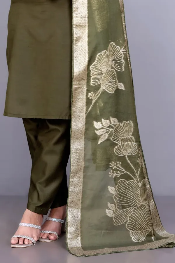 Olive_Green_Rayon_Slub_Embroidered_Straight_Kurta_Set_For_Women