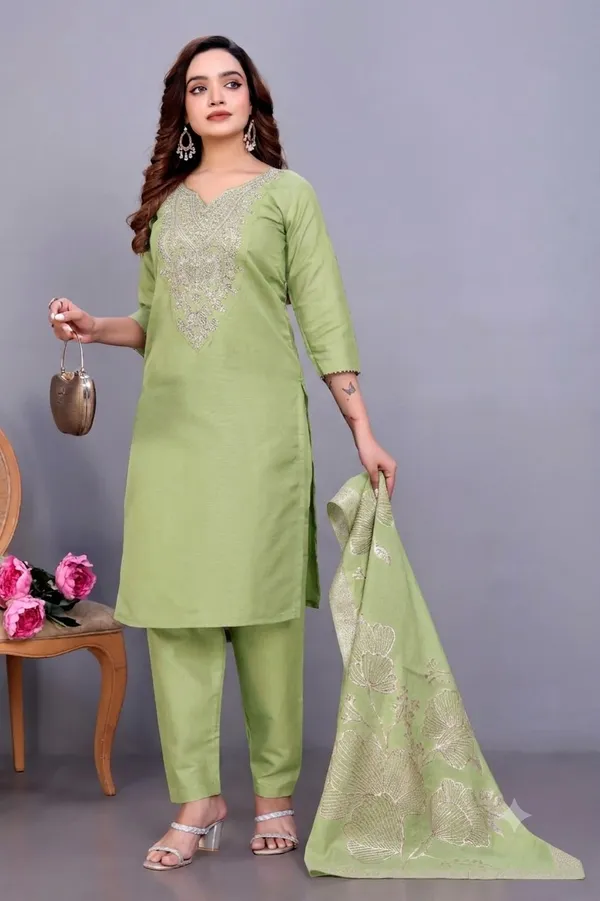 Green_Rayon_Slub_Embroidered_Kurta_Set_For_Women