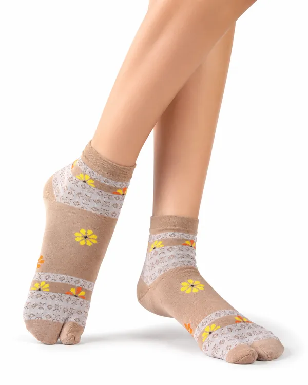 Orrivo_Women_Floral_Designer_Regular_Winter_Ankle_Socks_(_Combo_of_3_)