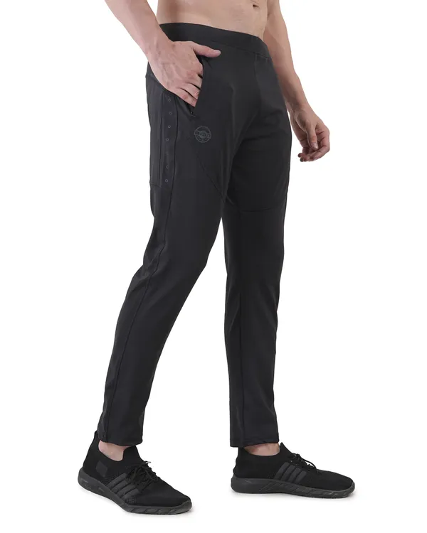 PHANTOM_TRACK_PANT