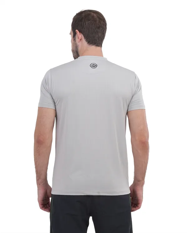 ESSENTIAL_R/N_T-SHIRT