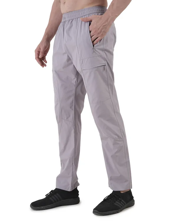 EASECORE_TRACK_PANT