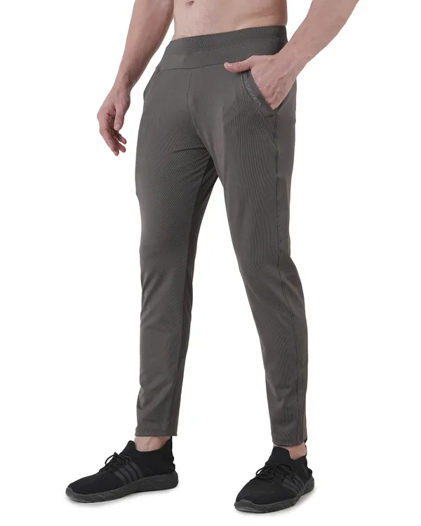 MOTIONLINE_TRACK_PANT