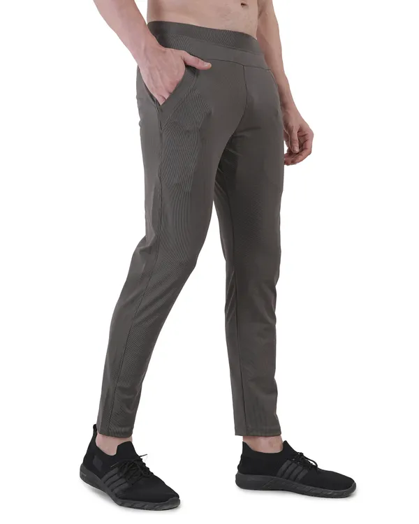 MOTIONLINE_TRACK_PANT