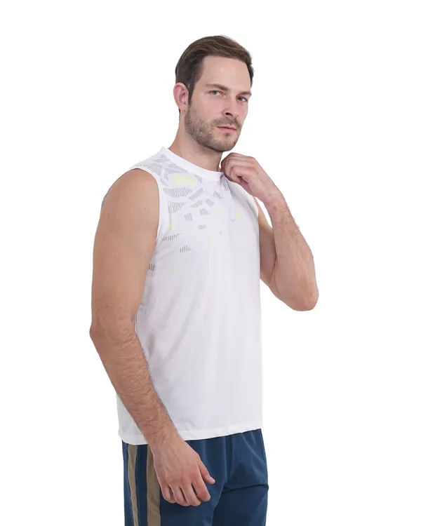 AEROSTRIKE_SLEEVE_LESS_TEE