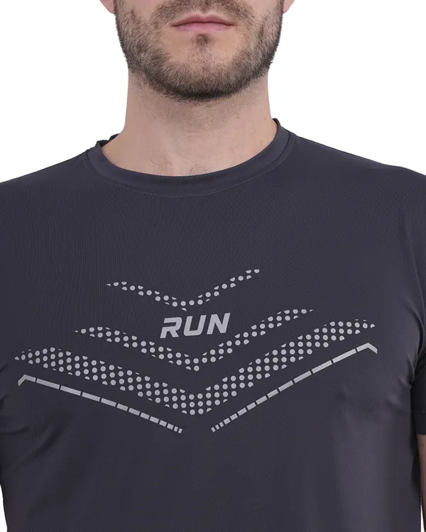 NYLON_T-SHIRT