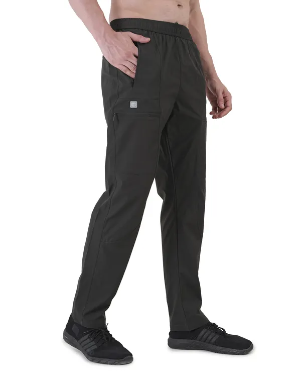 EASECORE_TRACK_PANT