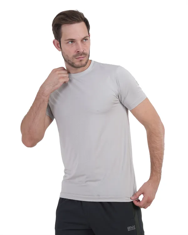 ESSENTIAL_R/N_T-SHIRT