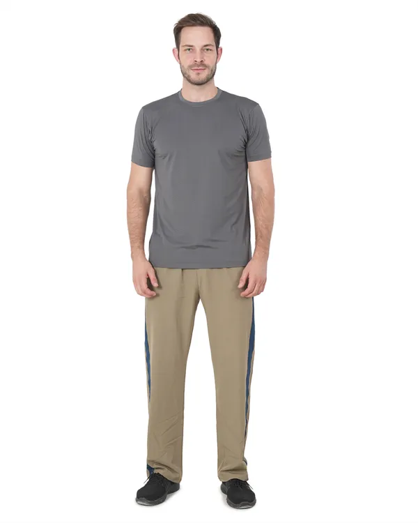 ESSENTIAL_R/N_T-SHIRT