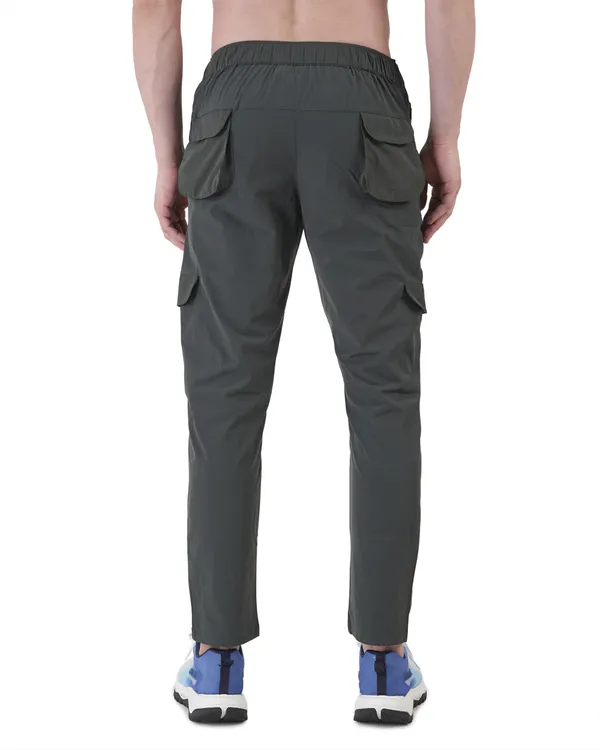 EXPLORER_TRACK_PANT