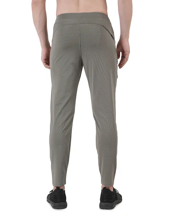 INFINITY_TRACK_PANT