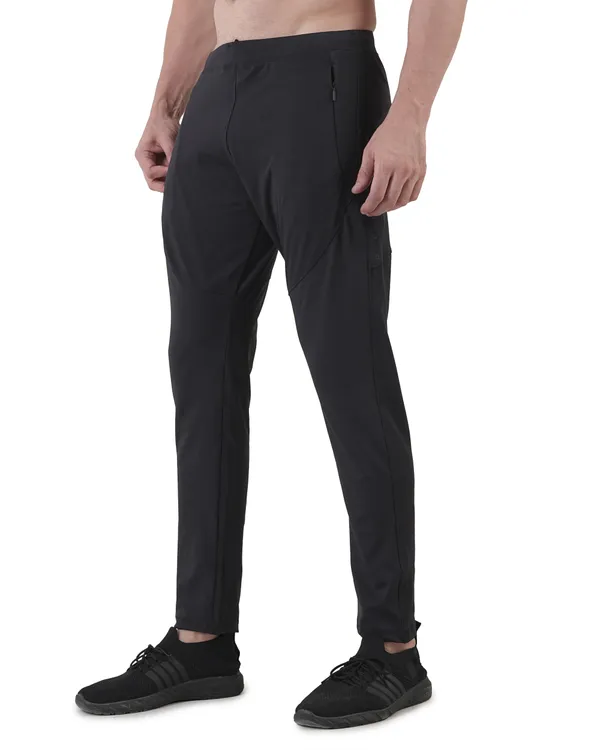 PHANTOM_TRACK_PANT