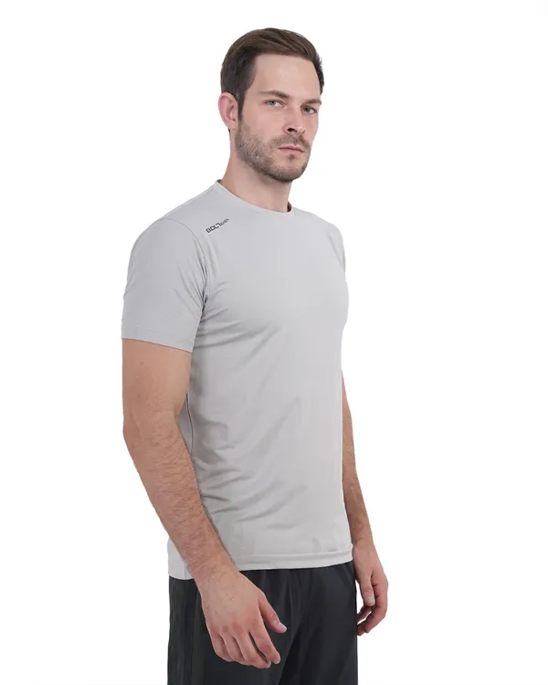 ESSENTIAL_R/N_T-SHIRT