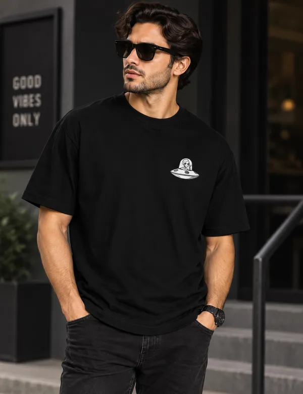 Black_Cotton_Oversized_Graphic_Print_T-Shirt_For_Men