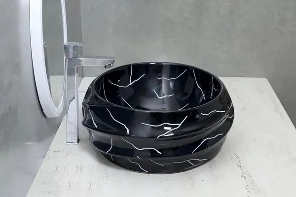 HISRE_Designer_Countertop_Basin_For_Bathroom_Jinbio_ceramic_Sink_Luxurious_Beutyfull_Table_Top_Bathroom_Sink_(19_x_14.5_x_5_Inch)_Table_Top_Basin_(Black1)