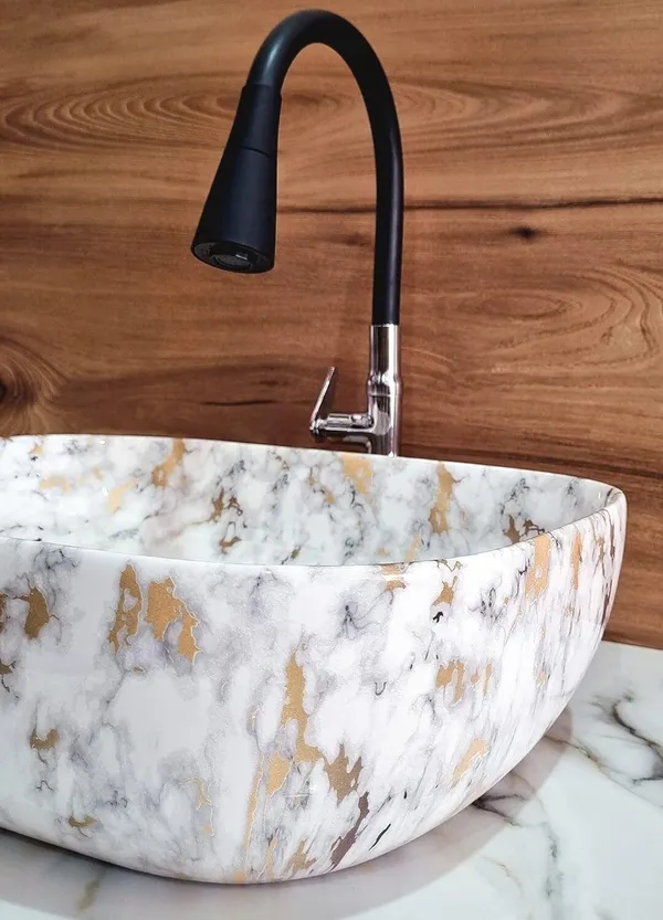 HISRE_Designer_Ceramic_Table_Top_Sink_Basin_for_Bathroom_Tabletop_Ceramic_Bathroom_Kitchen_Sink_(45_x_33_x_13_CM)_Table_Top_Basin_(White_&_Golden)