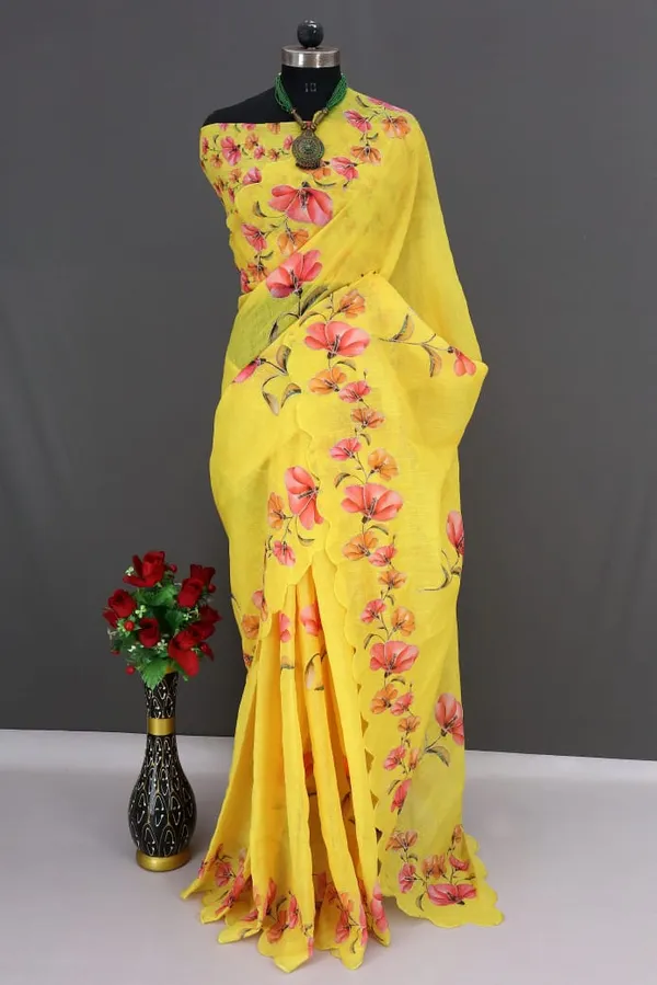 Yellow_Floral_Print_Saree_For_Women