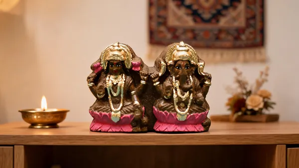Cow_Dung_Lakshmi_Ganesha_Idol_Set