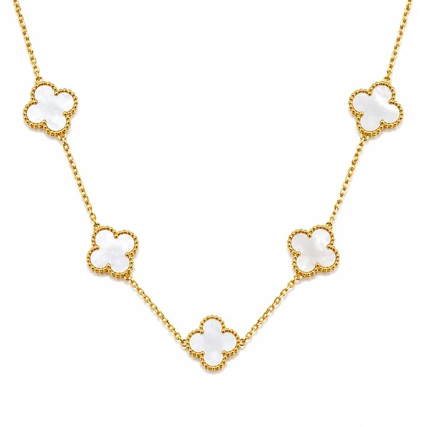 Gold_Alloy_Clover_Motif_Pendant_Necklace_For_Women