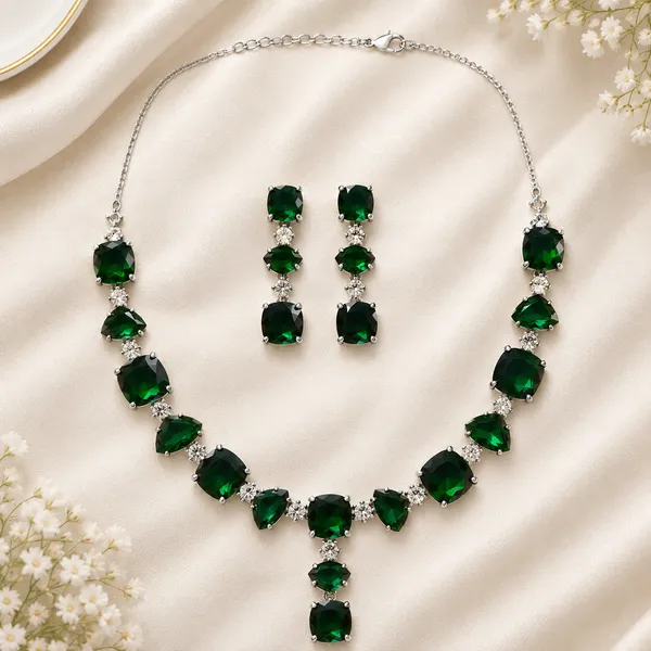 Emerald_Green_American_Diamond_Graduated_Stone_Necklace_Set_For_Women