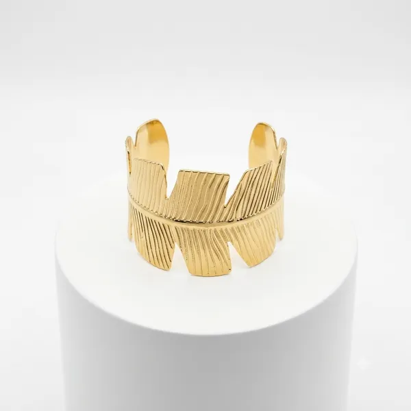 Gold_Alloy_Leaf_Panel_Cuff_Bracelet_For_Women