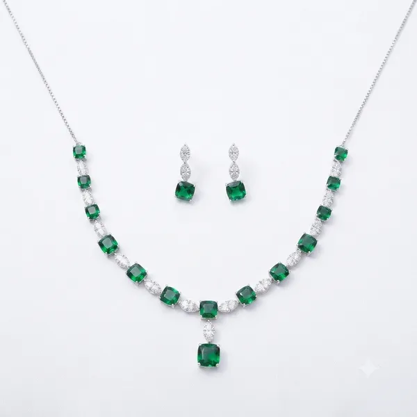 Green_Alloy_Stone_Pendant_Necklace_And_Earrings_Set_For_Women