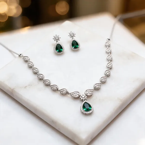 Silver_Green_Teardrop_Stone_Necklace_Earrings_Set_For_Women