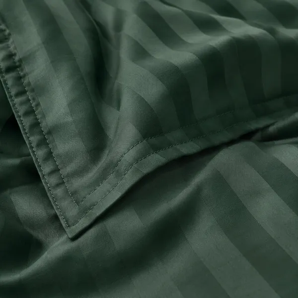 Deep_Forest_Green_Cotton_Bed_Sheet_Set_For_Bedroom