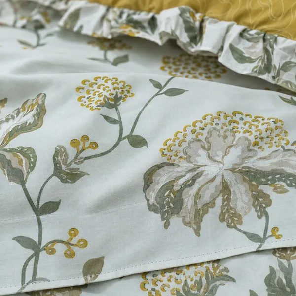 Multicolor_Cotton_5-Piece_Frill_Bedding_Set_For_Bedroom