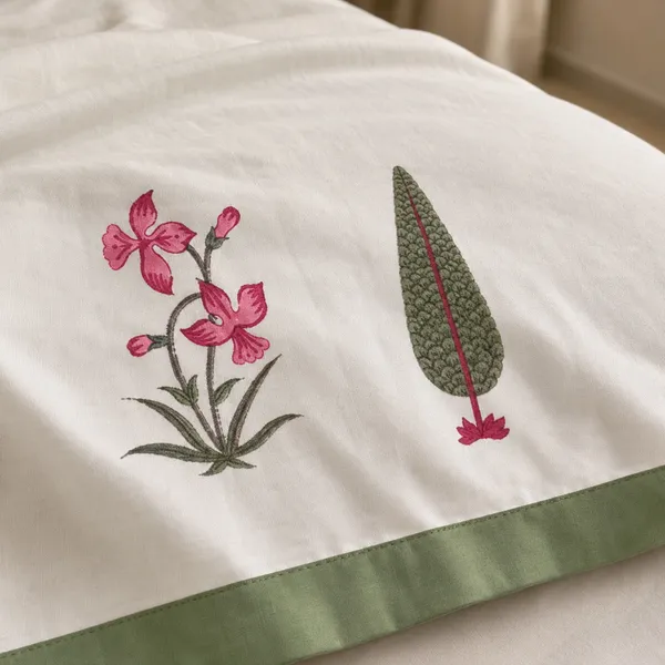White_Cotton_Hand_Block_Bed_Sheet_Set_For_Bedroom