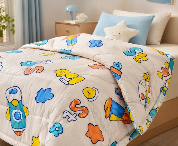 White_Cotton_Single_Bed_Comforter_For_Kids_Bedroom