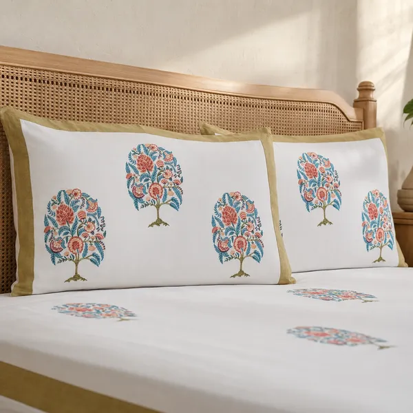 White_Cotton_Hand_Block_Bed_Sheet_Set_For_Bedroom