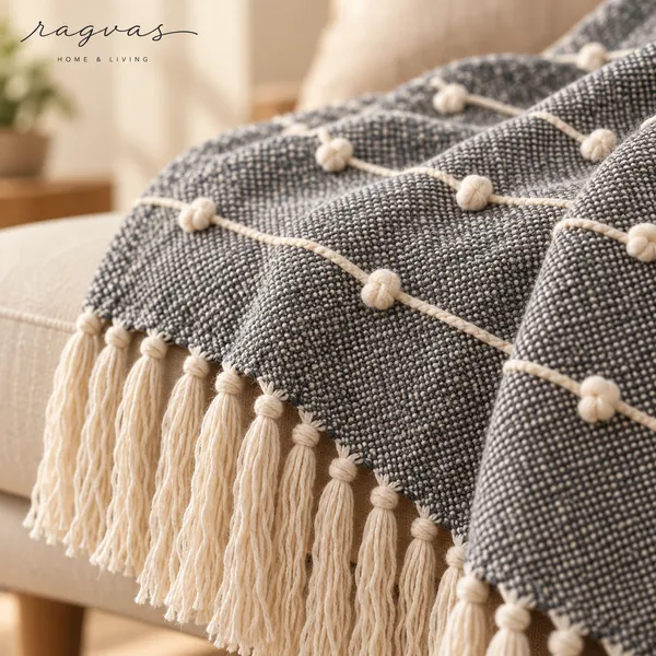 Pastel_Hand-Tufted_Cotton_Throw_with_Fringes