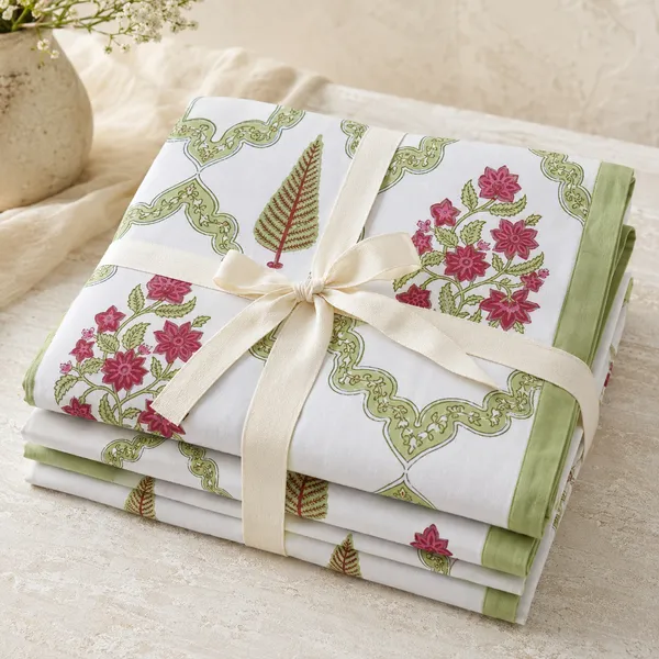 White_Cotton_Hand_Block_Bed_Sheet_Set_For_Bedroom
