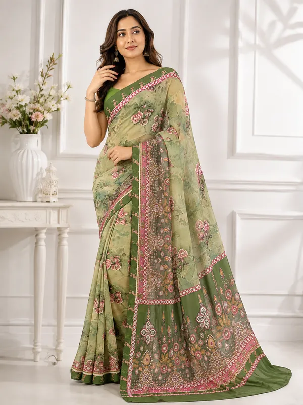 Green_Floral_Printed_Saree_For_Women